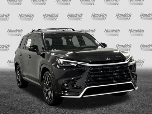 New 2026 Lexus TX 500h AWD image 3