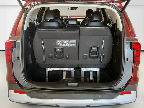 Used 2026 Kia Carnival EX FWD image 26