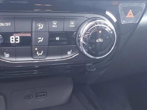 New 2025 Chevrolet Trax RS w/ Driver Confidence Package image 4