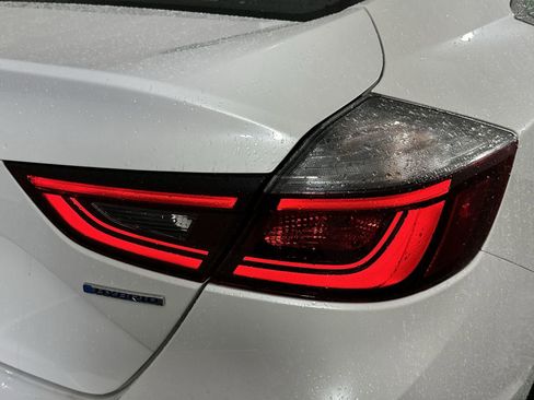 Used 2021 Honda Insight EX image 30