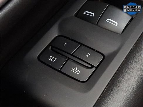 Used 2024 Chevrolet Suburban RST image 30