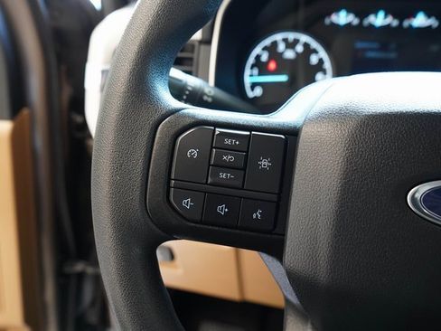 Used 2023 Ford F150 XLT image 21