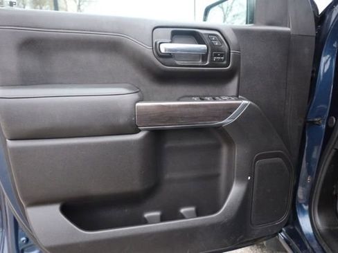 Used 2021 Chevrolet Silverado 1500 LTZ w/ Z71 Off-Road Package image 24