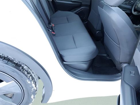 Used 2024 Toyota Prius LE image 25