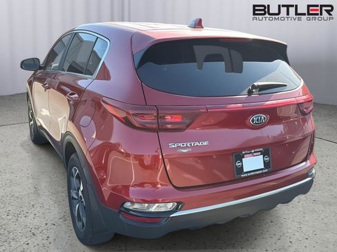 Used 2020 Kia Sportage LX image 10