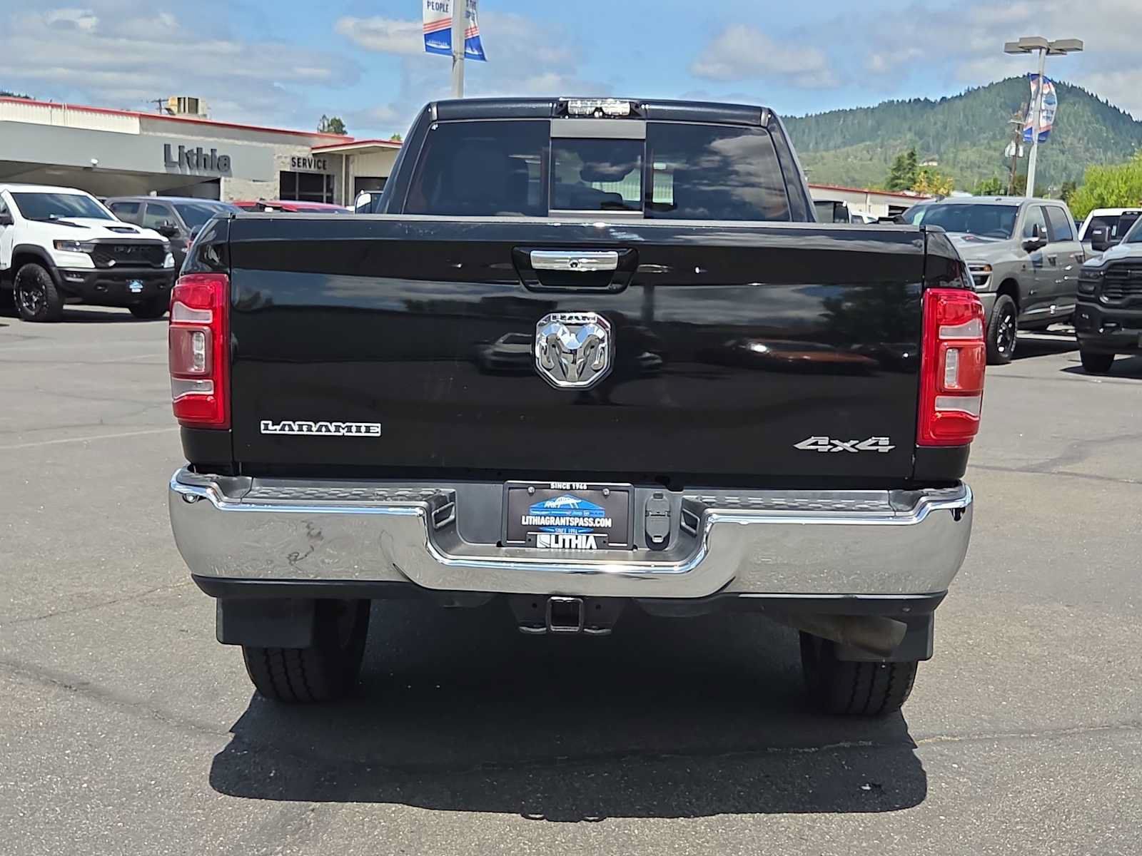 Used 2020 RAM 3500 Laramie AWD/4WD image 13