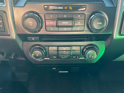 Used 2018 Ford F150 XLT AWD/4WD image 29