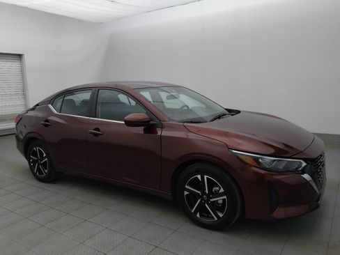 Used 2025 Nissan Sentra SV FWD image 11