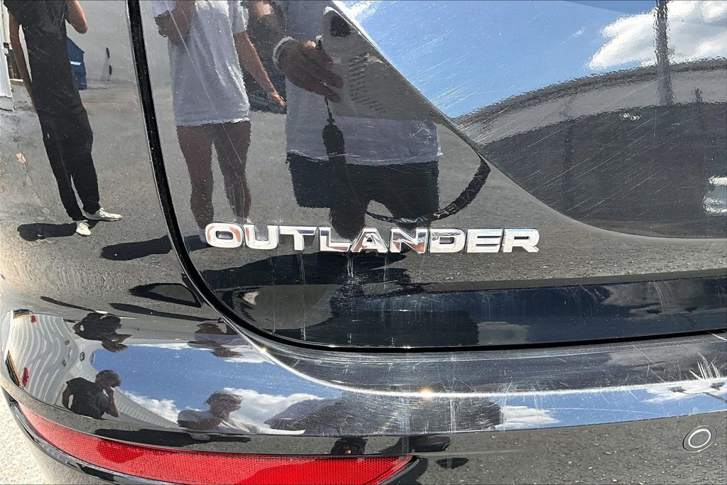 Used 2024 Mitsubishi Outlander SE AWD/4WD image 22