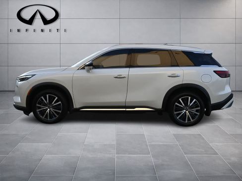 Certified 2024 INFINITI QX60 Sensory AWD/4WD image 4