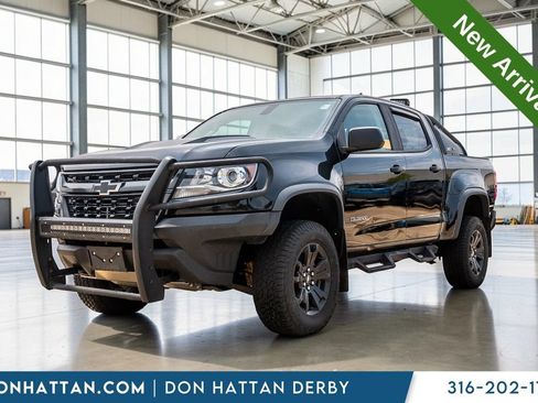 Used 2019 Chevrolet Colorado ZR2 w/ ZR2 Midnight Special Edition AWD/4WD image 1