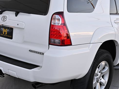 Used 2006 Toyota 4Runner Sport AWD/4WD image 36