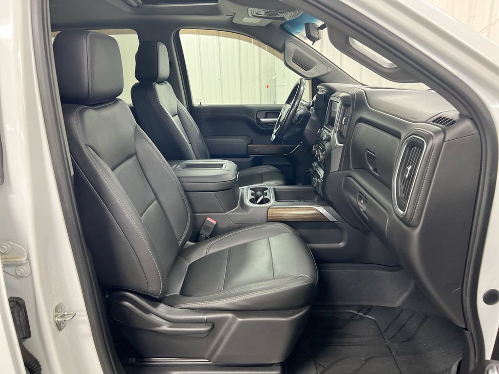Used 2019 Chevrolet Silverado 1500 RST AWD/4WD image 22