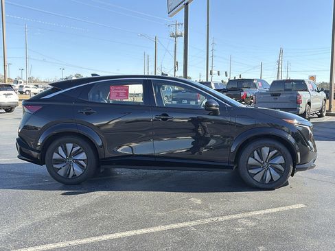 Certified 2023 Nissan Ariya FWD image 7