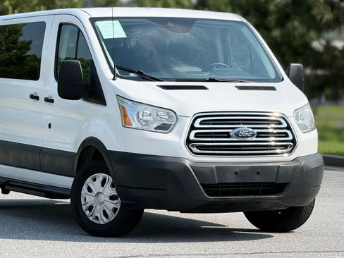 Used 2017 Ford Transit 350 XLT RWD image 44
