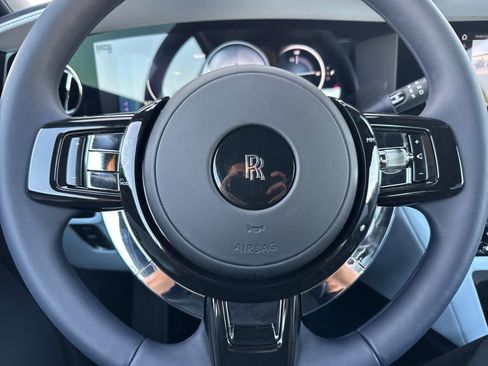 Certified 2025 Rolls-Royce Spectre w/ Leather Finishing Pack image 24