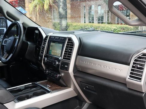 Used 2017 Ford F350 Lariat w/ Lariat Ultimate Package image 50