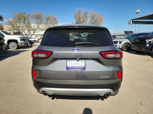 Used 2024 Ford Escape Active w/ Cold Weather Package image 5