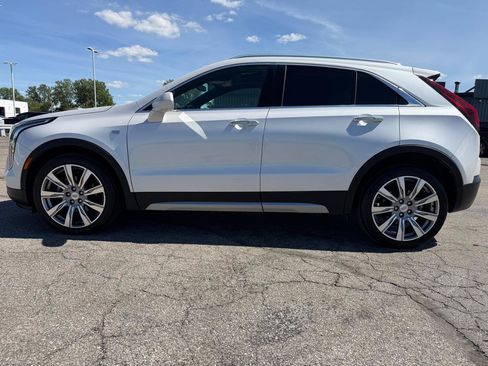 Used 2019 Cadillac XT4 Premium Luxury FWD image 4