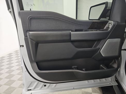 Used 2021 Ford F150 Lariat w/ Equipment Group 502A High image 10