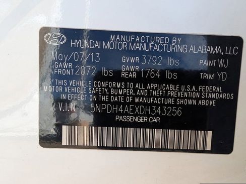 Used 2013 Hyundai Elantra GLS w/ Preferred Pkg image 29