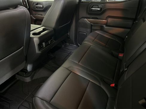 Used 2019 Chevrolet Silverado 1500 RST image 14