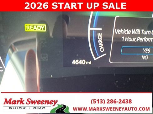 Used 2025 Toyota Camry SE image 19