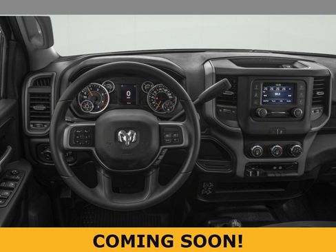 Used 2022 RAM 2500 Big Horn w/ Level 1 Equipment Group AWD/4WD image 2