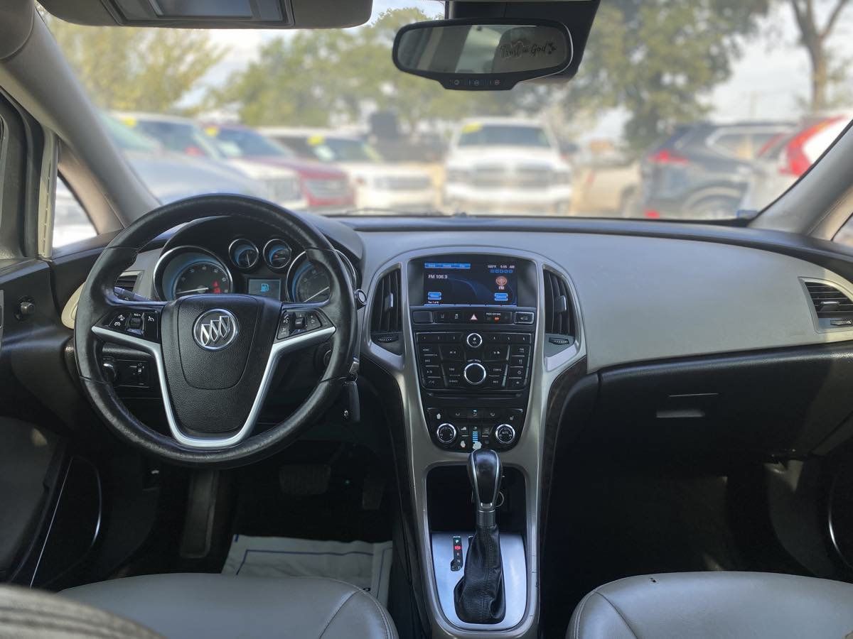 Used 2014 Buick Verano Convenience FWD image 11