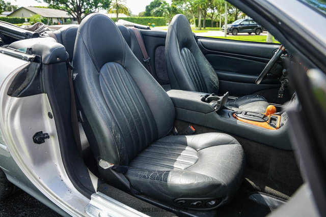 Used 2000 Jaguar XK8 Convertible RWD image 45