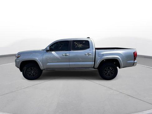 Used 2023 Toyota Tacoma SR5 image 9