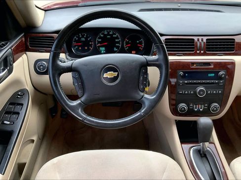 Used 2011 Chevrolet Impala LT image 5
