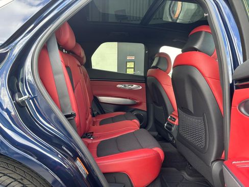 Used 2025 Genesis GV70 3.5T Sport image 22