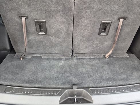 Used 2019 GMC Acadia SLE FWD image 32