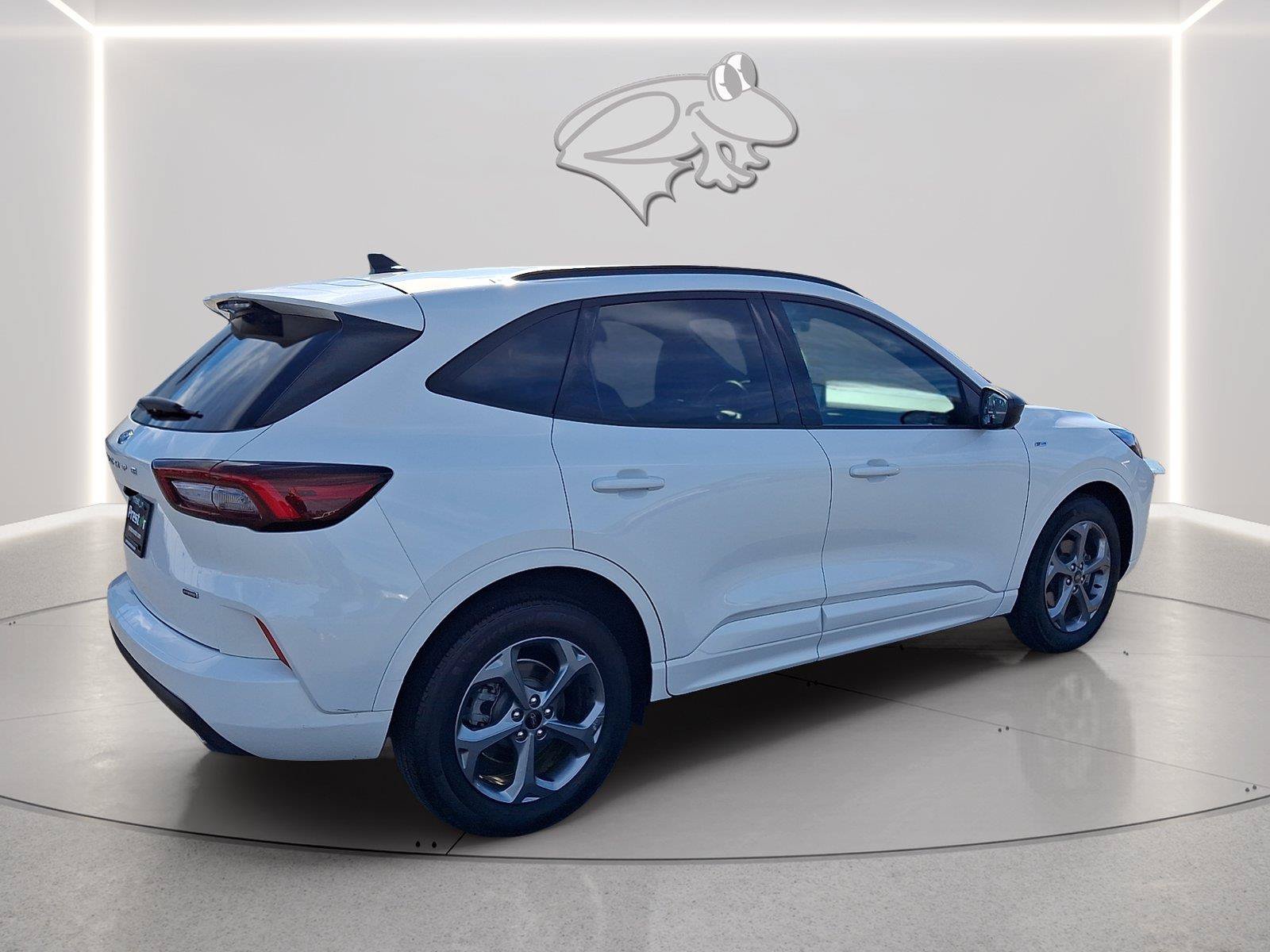 Used 2023 Ford Escape ST-Line w/ Equipment Group 301A FWD image 5