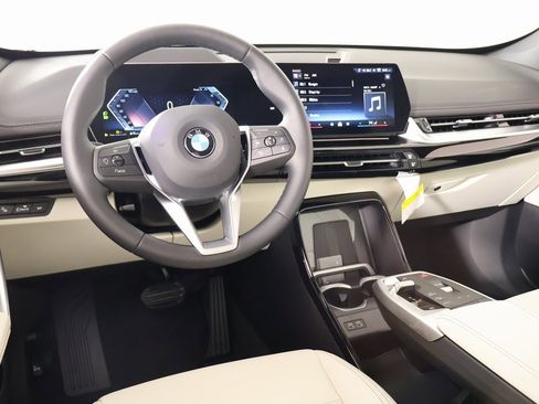 New 2026 BMW X1 xDrive28i w/ Technology Package image 2