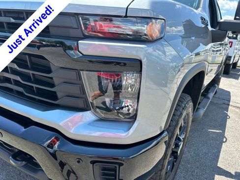 New 2026 Chevrolet Silverado 2500 Custom w/ Custom Value Package AWD/4WD image 8