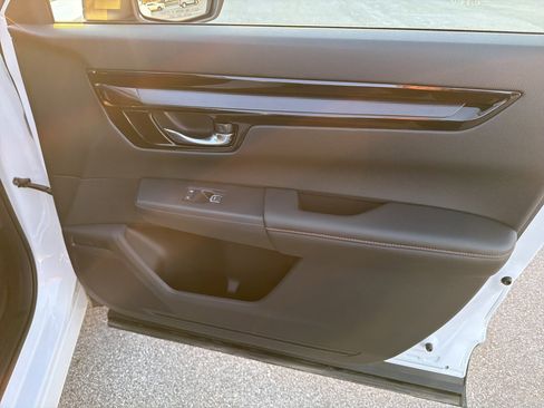 Used 2025 Honda CR-V Sport Touring image 69