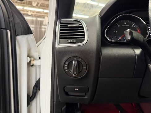 Used 2014 Audi Q7 TDI Prestige AWD/4WD image 16