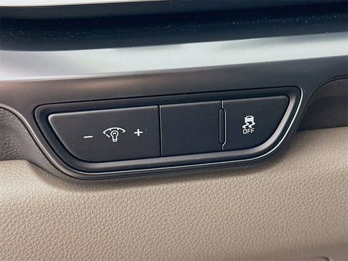 Certified 2025 Kia Carnival image 21