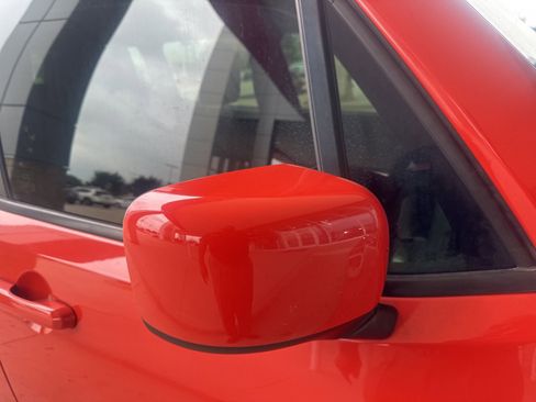 Used 2020 Jeep Renegade Latitude w/ LED Lighting Group FWD image 19