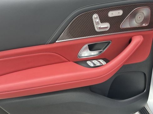 New 2026 Mercedes-Benz GLS 63 AMG 4MATIC image 28