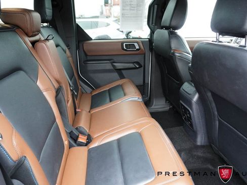 Used 2024 Ford Bronco Outer Banks image 51