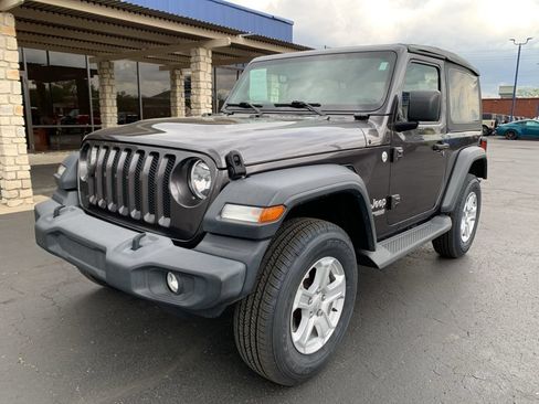 Used 2020 Jeep Wrangler Sport AWD/4WD image 8