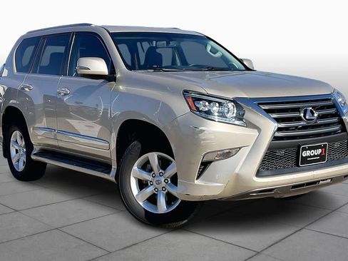 Used 2016 Lexus GX 460 image 2