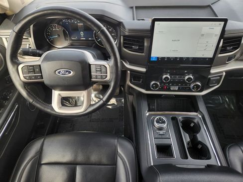 Used 2024 Ford Expedition Max XLT image 26