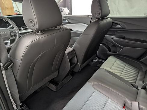 New 2026 Chevrolet Trax LT w/ Driver Confidence Package FWD image 13