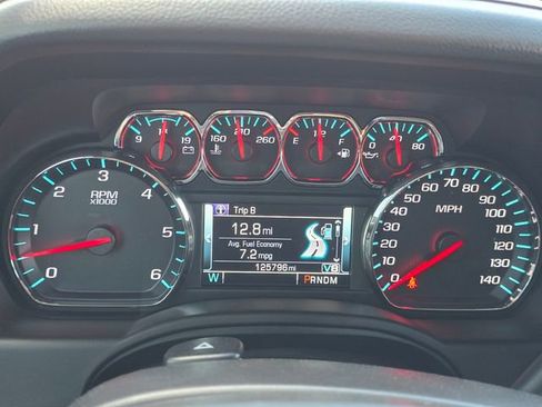 Used 2016 Chevrolet Suburban LT image 39