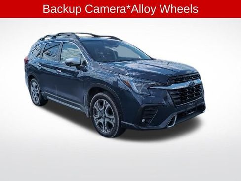 Used 2023 Subaru Ascent Touring AWD/4WD image 3