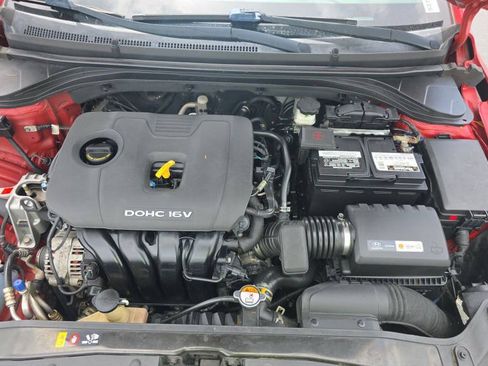 Used 2018 Hyundai Elantra SEL FWD image 5